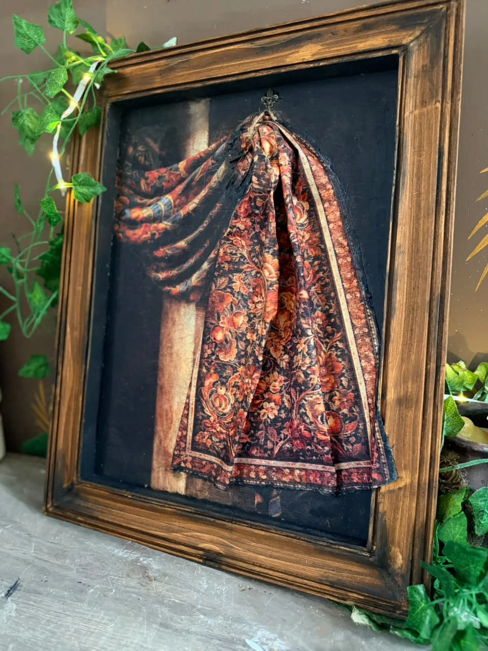 Drapery curtain frame