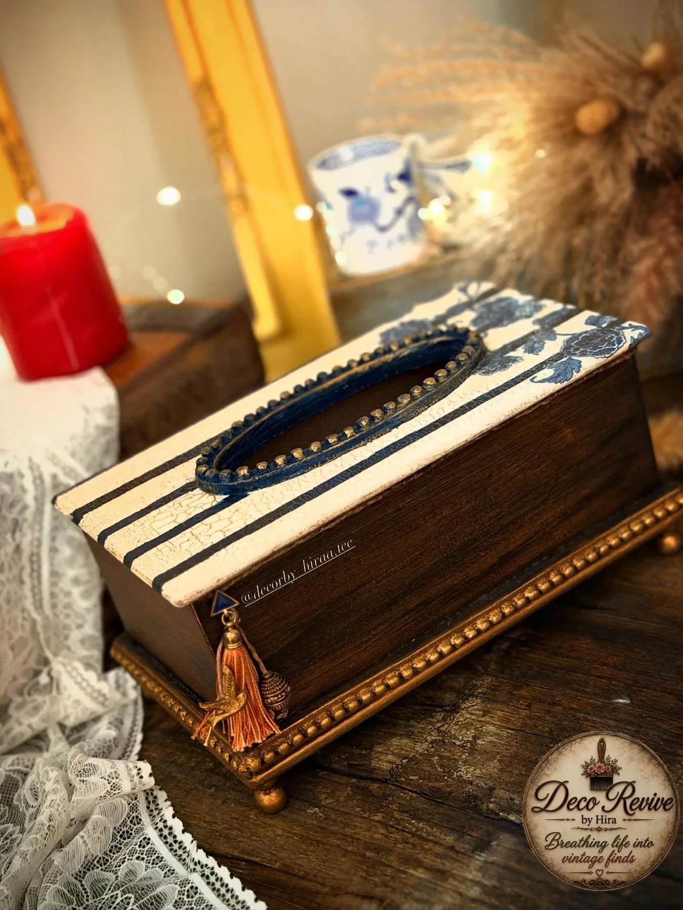 Blue toile and faux wood tissue box